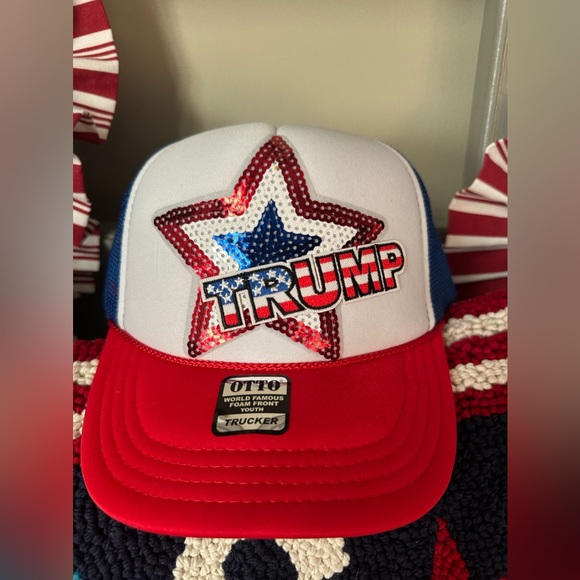 NWT Trump Trucker Hat! ❤️🇺🇸💙 - Picture 3 of 6